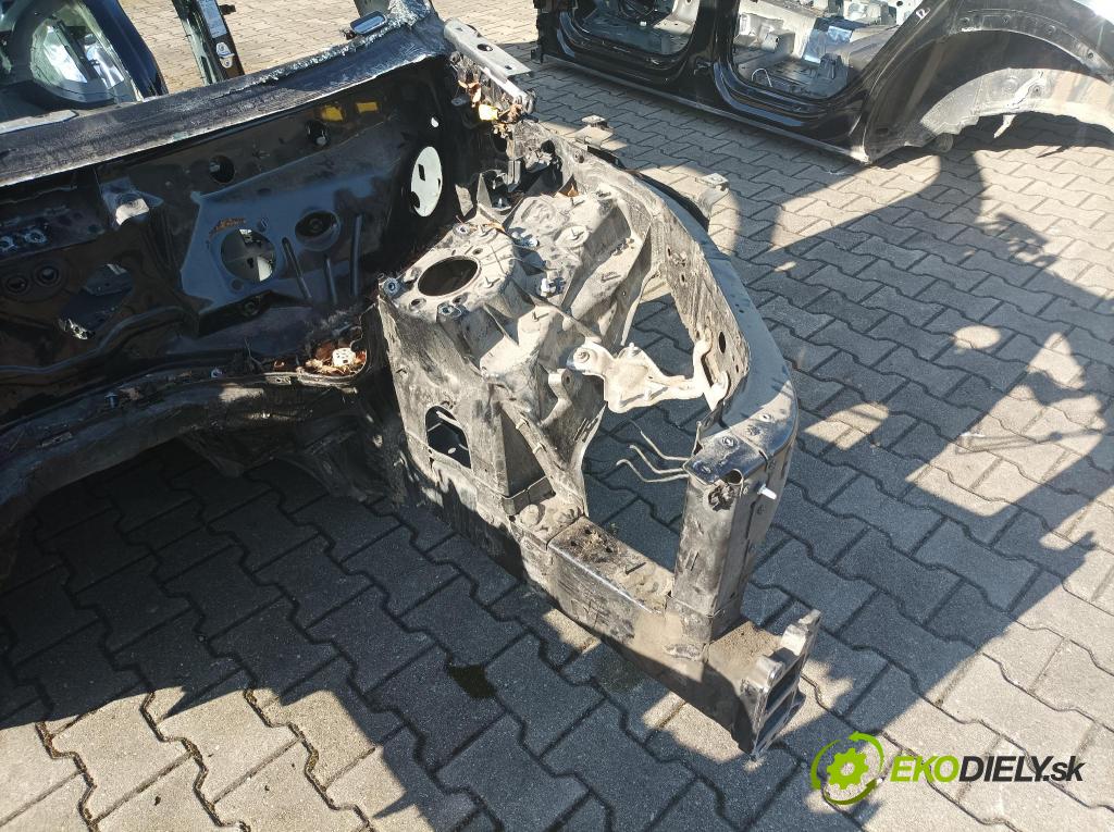 Audi Q7 2018 štvrťka ľavá 