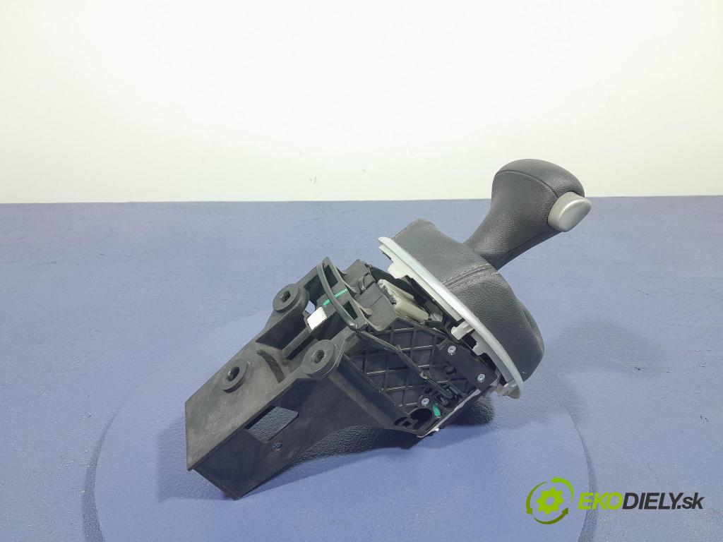 Renault Megane scenic 2006 kulisa Změny Ozubené kola: 8200580825