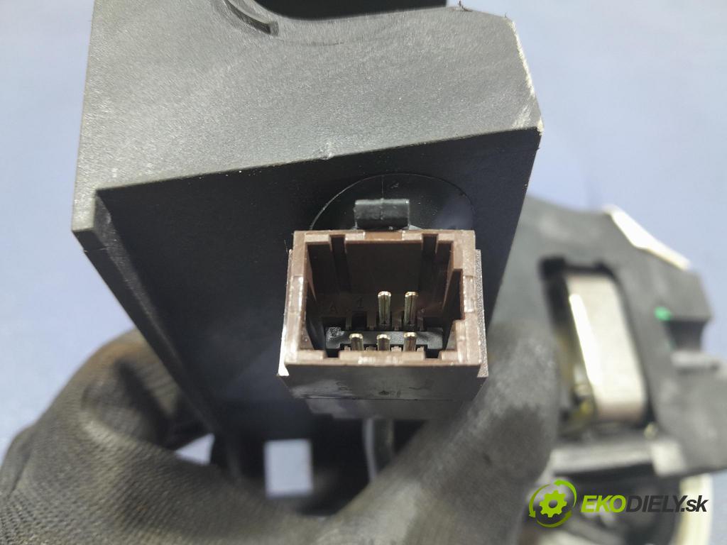 Renault Megane scenic 2006 kulisa Změny Ozubené kola: 8200580825