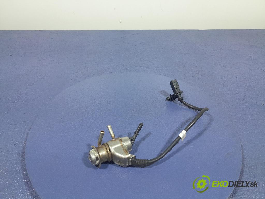 Audi Q7 2018 vstřikovač 4G0131113D