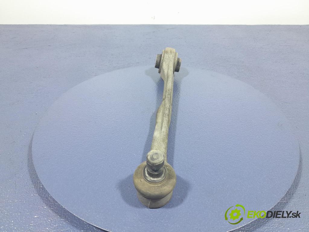 Audi Q7 2018 před Levý: 