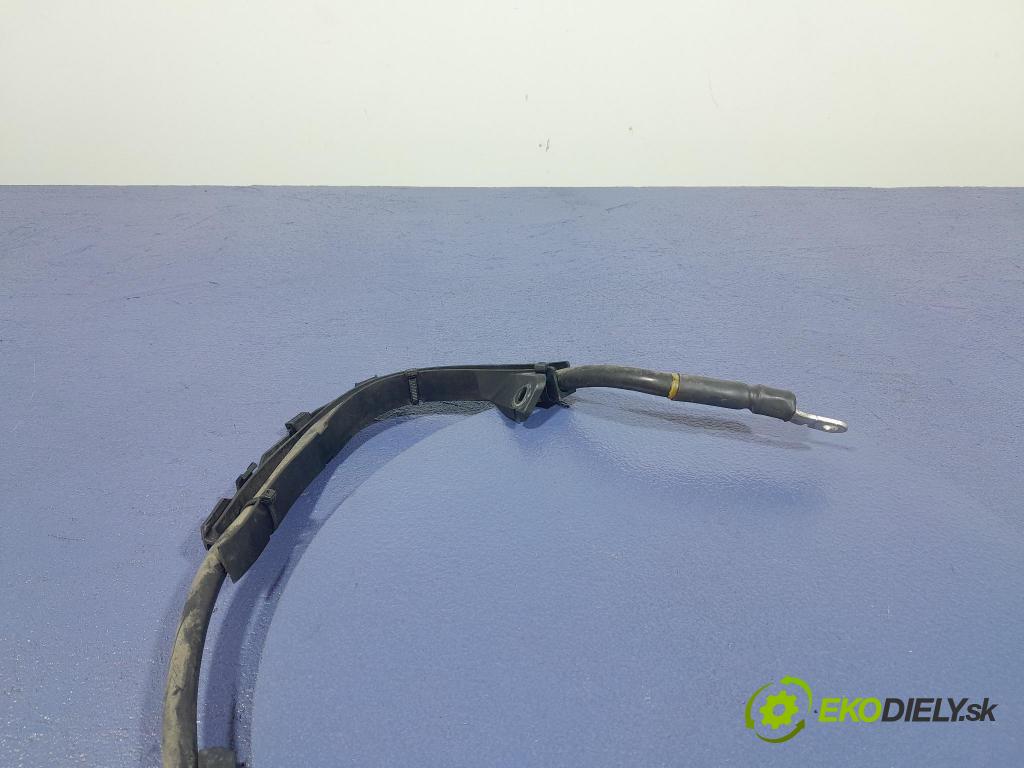 Audi Q7 2018 inštalácia Elektrický: 4M0971228DB