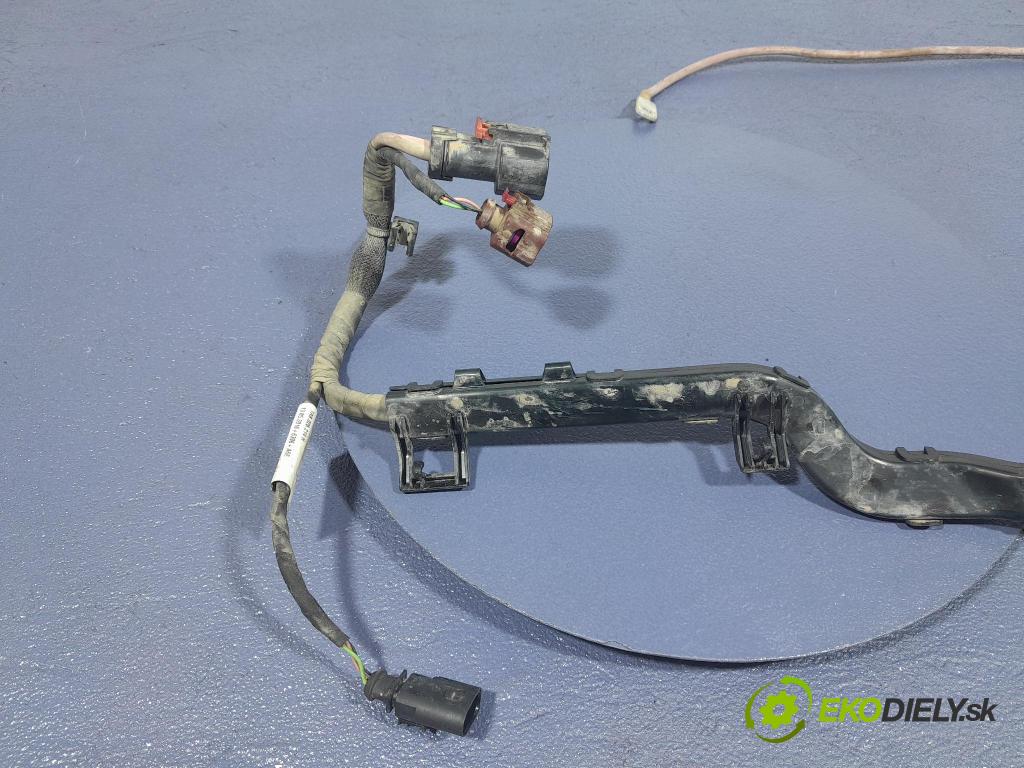 Audi Q7 2018 inštalácia Elektrický: 4M1971111G