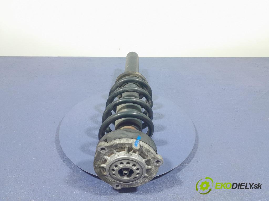 Audi Q7 2018 tlmič Predné Vľavo.: 4M0413031T