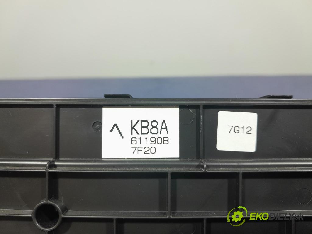 Mazda Cx-5 2017 Přepínač Klimatizace: Proud vzduchu KB8A61190B