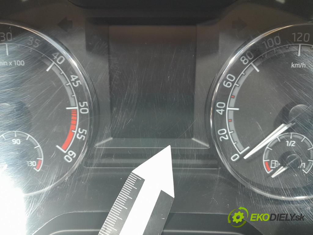 Skoda Octavia 2017 Přístrojová deska 5E0920781E