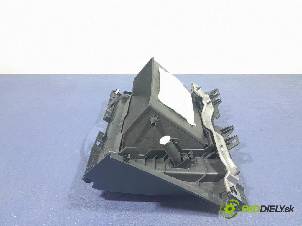 Mazda Cx-5 2017 kastlík KB7W-64261