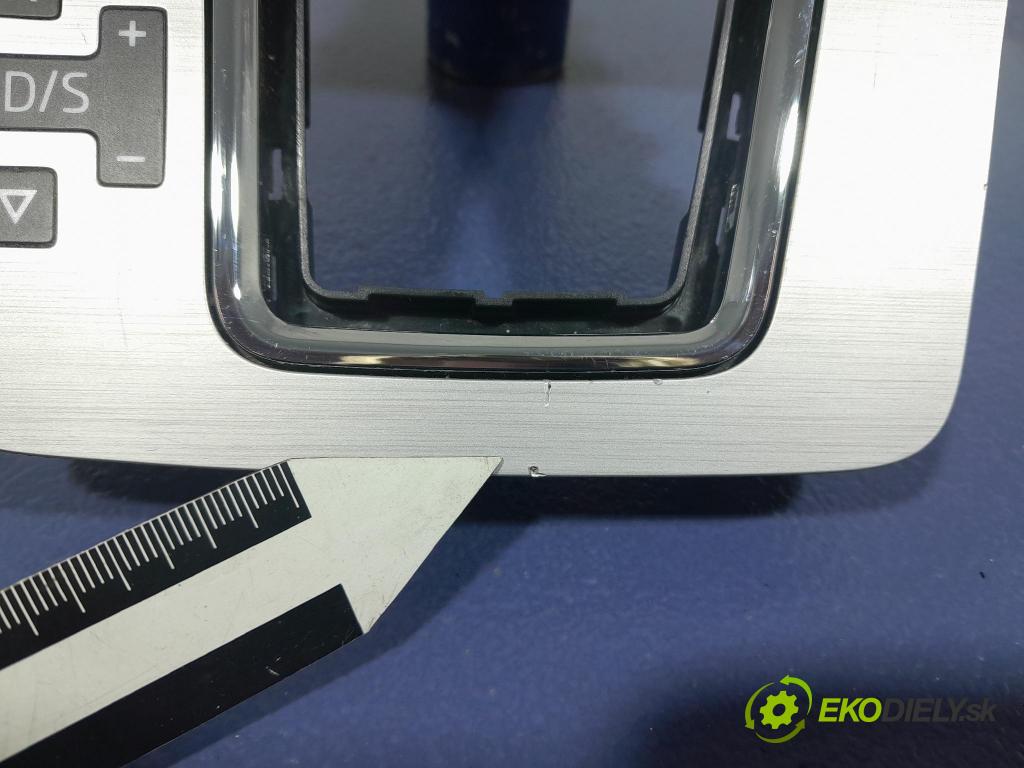 Skoda Octavia 2017 kryt Plast: Interiéry: 1021756-LL