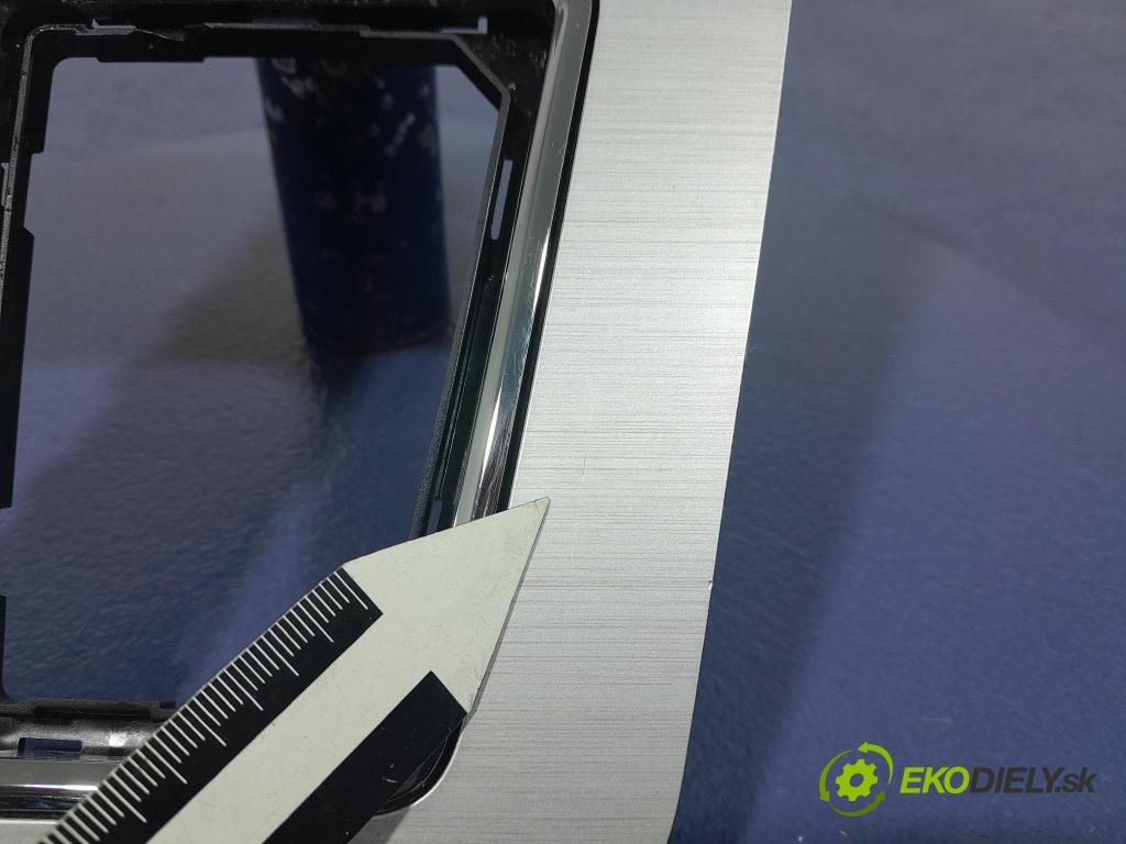 Skoda Octavia 2017 kryt Plast: Interiéry: 1021756-LL