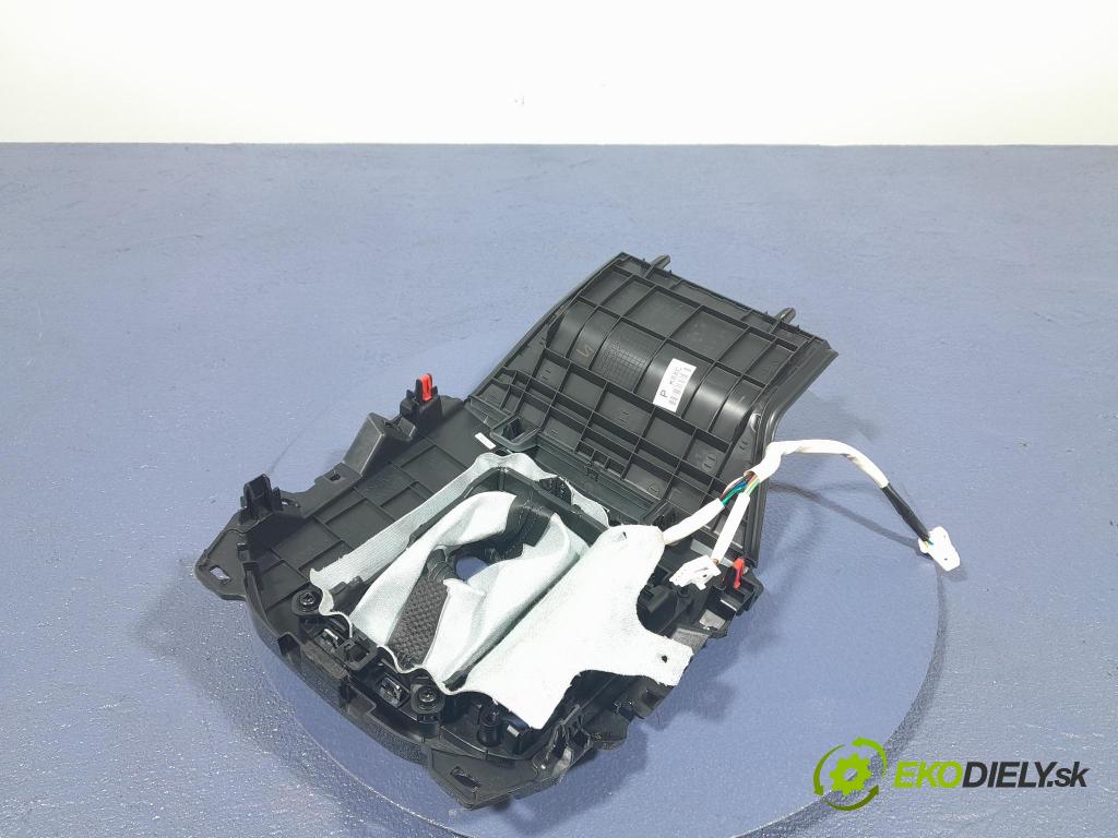 Mazda Cx-5 2017 kryt Plast: Interiéry: KB8C-64341