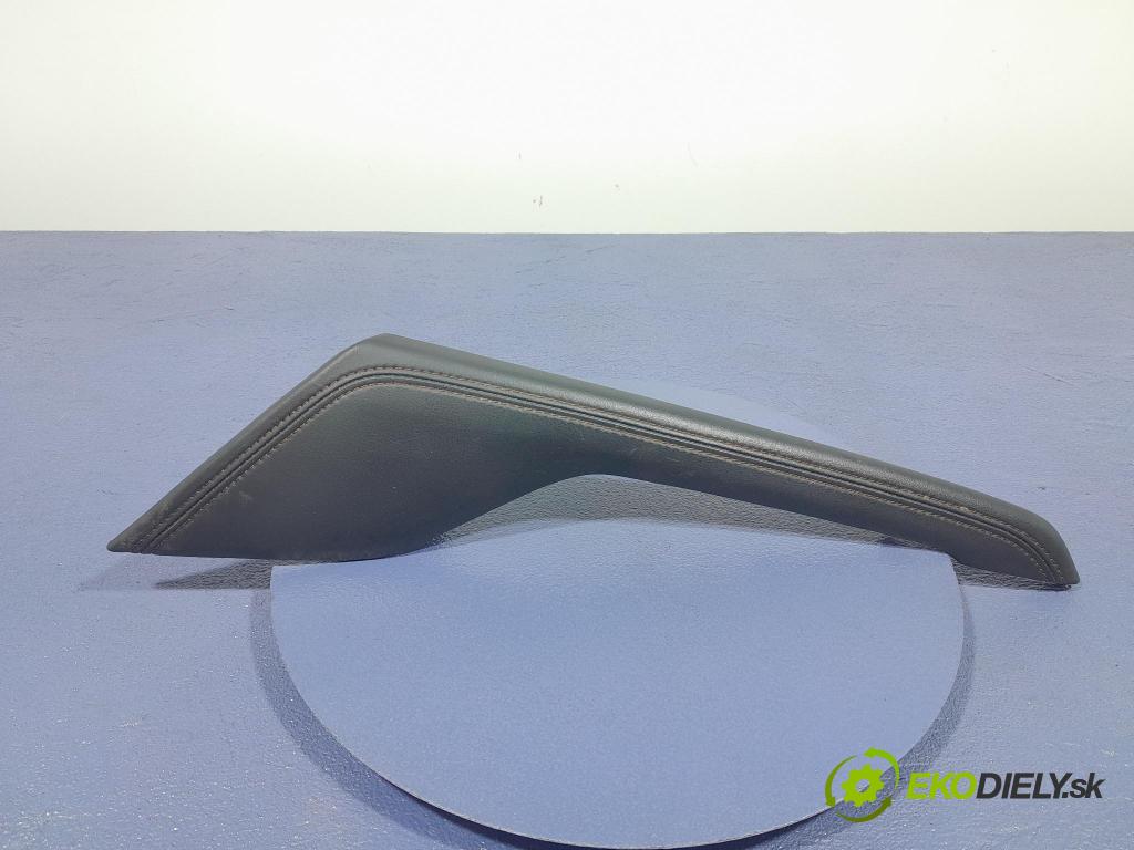 Mazda Cx-5 2017 kryt Plast: Interiéry: K128-64536