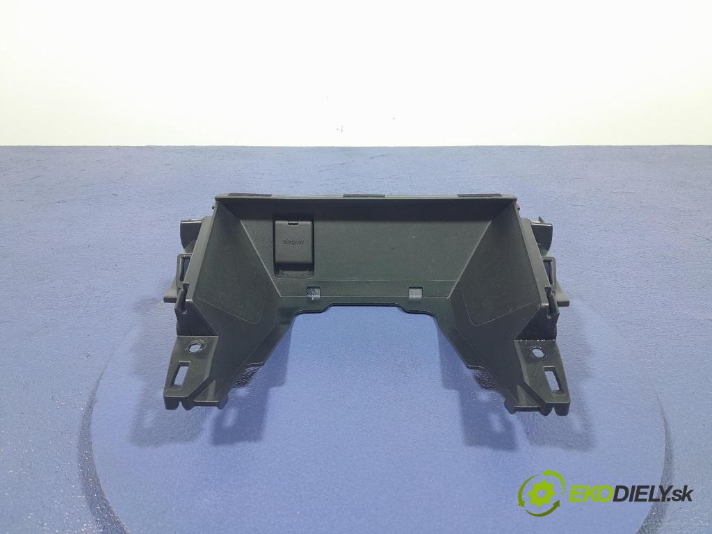 Mazda Cx-5 2017 kryt Plast: Interiéry: K123-64361