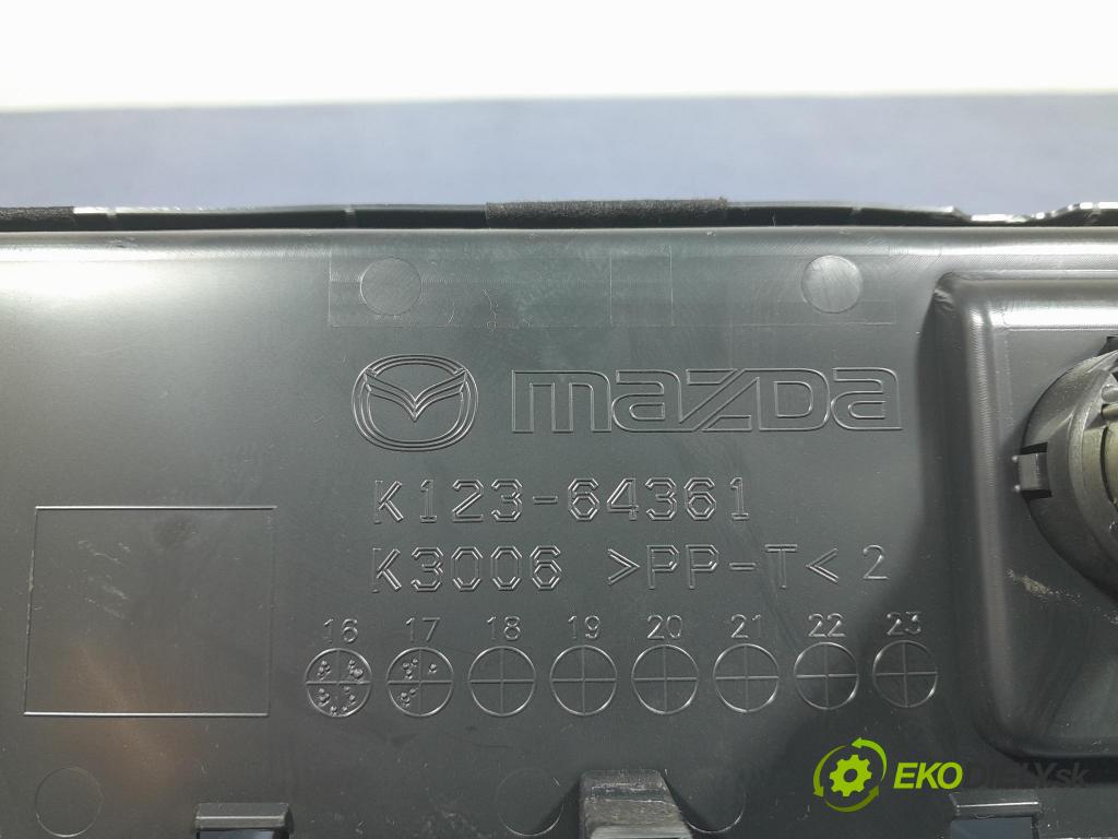 Mazda Cx-5 2017 kryt Plast: Interiéry: K123-64361