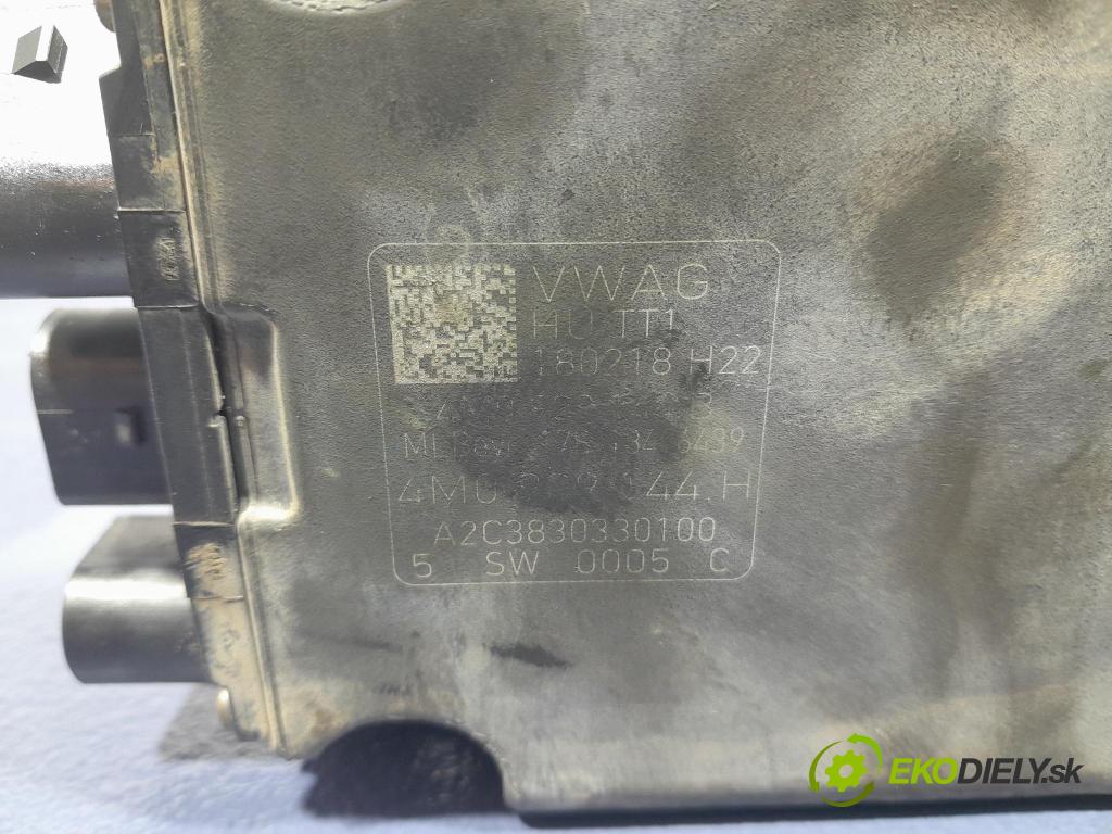 Audi Q7 2018 řízení volantu 4M1423055T