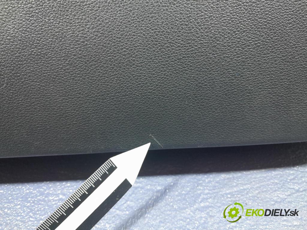 Skoda Octavia 2017 Čalounictví: dvere Predné Prava: 5E1867012