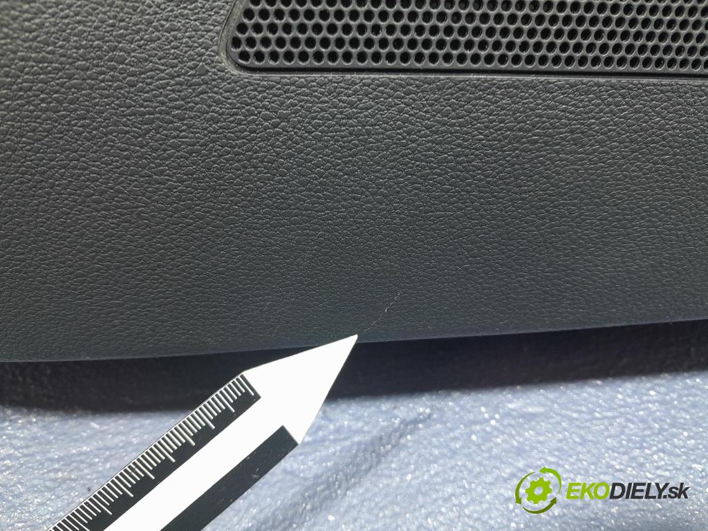 Skoda Octavia 2017 Čalounictví: dvere zad ľavá 5E5867211