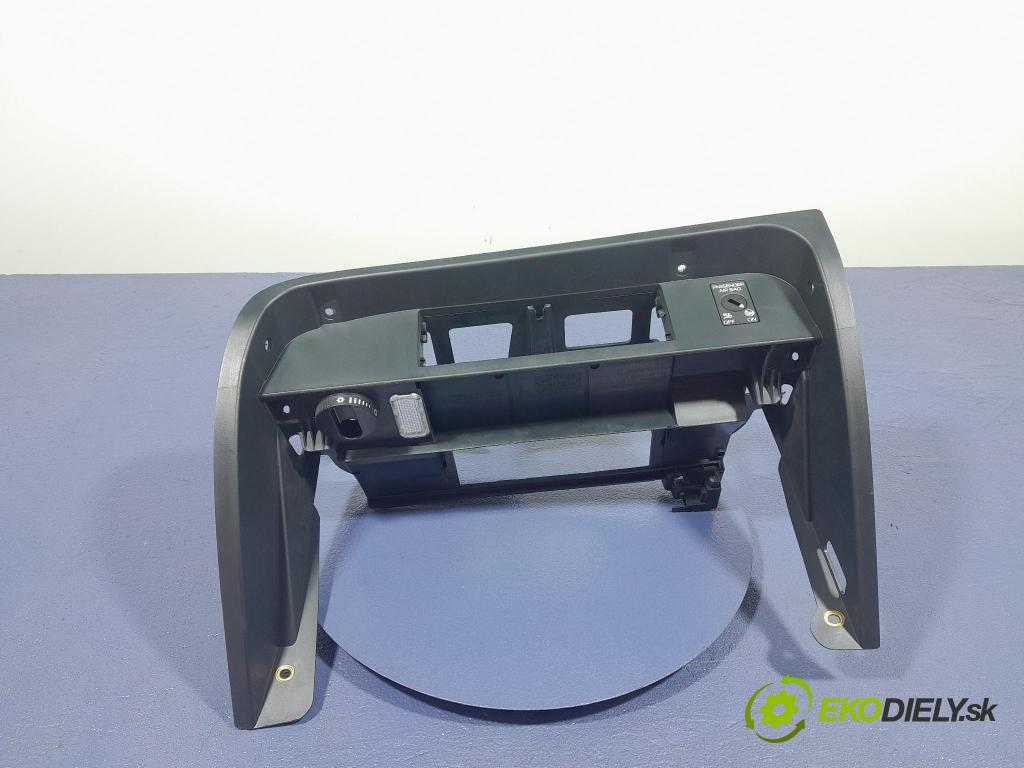 Skoda Octavia 2017 kryt Plast: Interiéry: 5E1857083B