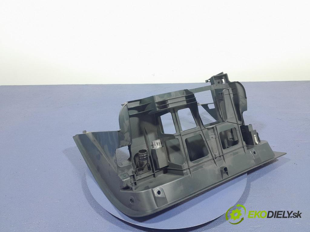 Skoda Octavia 2017 kryt Plast: Interiéry: 5E1857083B