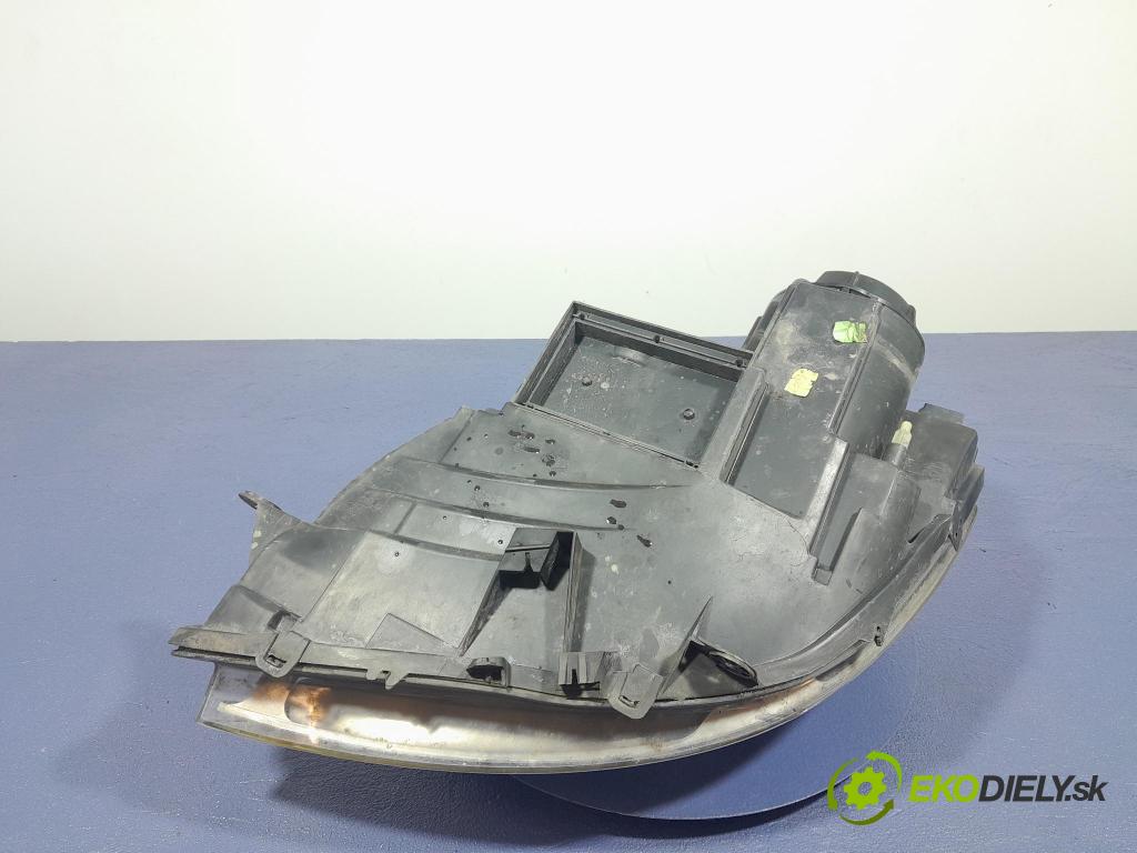 Citroen C8 2007 Reflektor: v pravo: 89007042