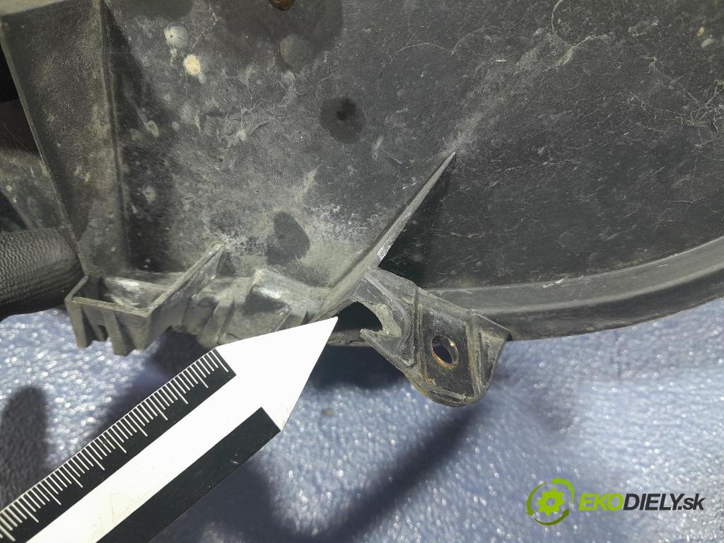 Citroen C8 2007 Reflektor: v pravo: 89007042