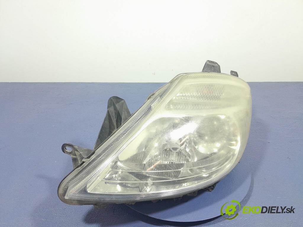 Citroen C8 2007 Reflektor: Vľavo: 89006369