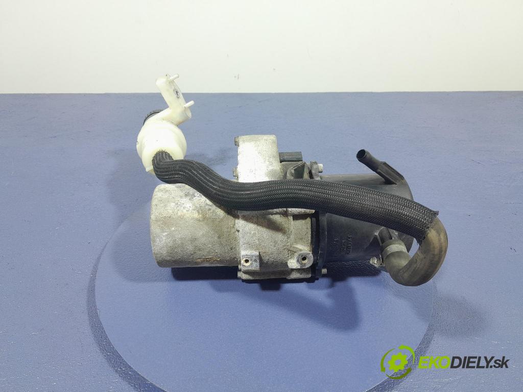 Citroen C8 2007 čerpadlo Asistence: Manažeři