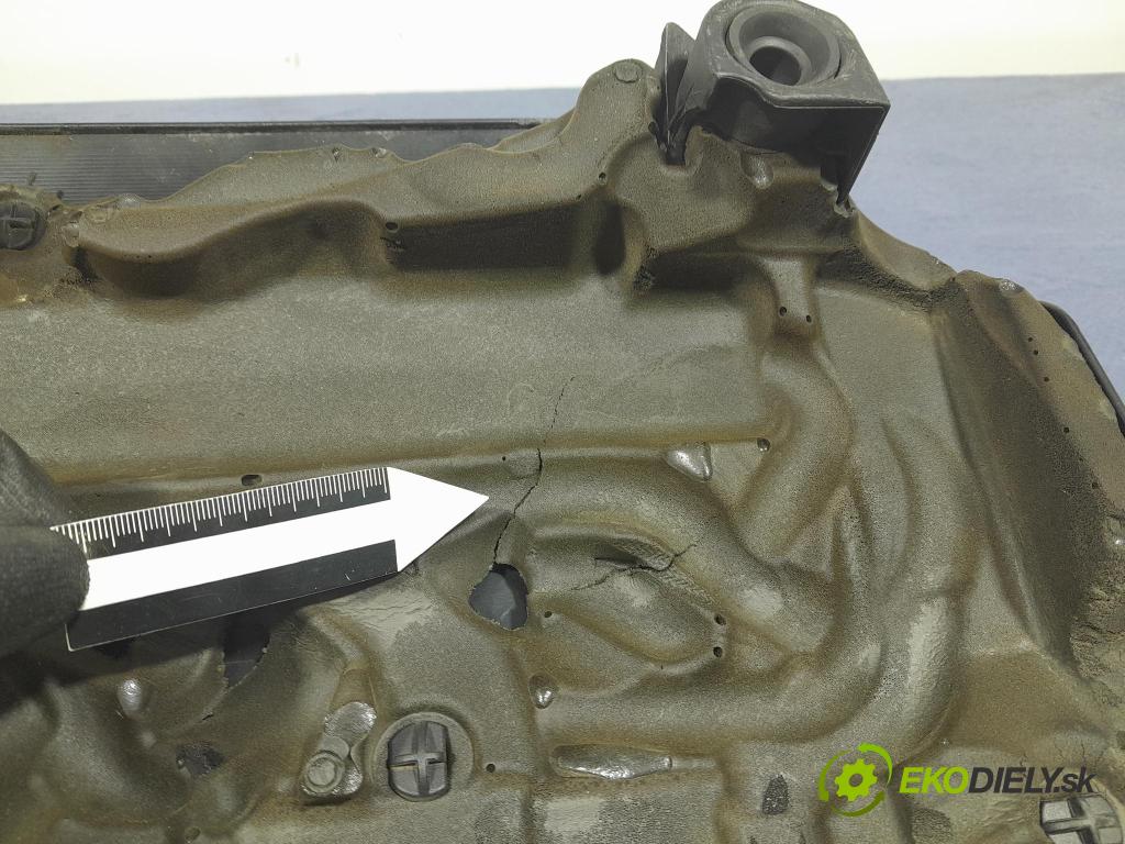 Skoda Octavia 2017 kryt Motor: 04L103925T