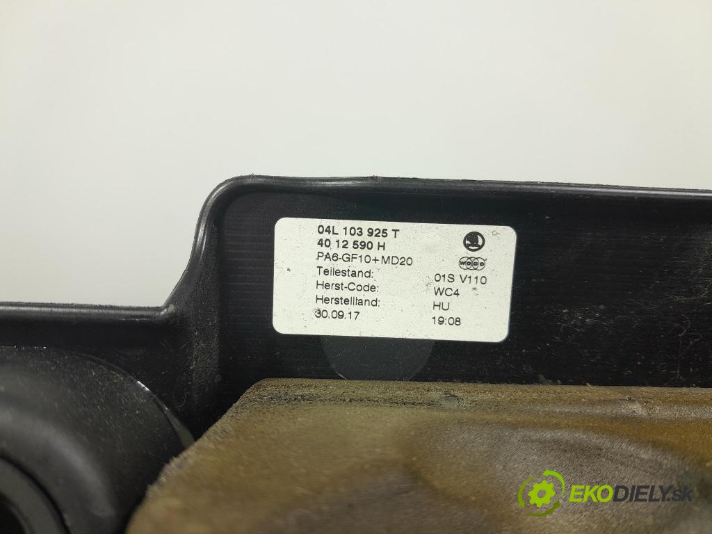 Skoda Octavia 2017 kryt Motor: 04L103925T