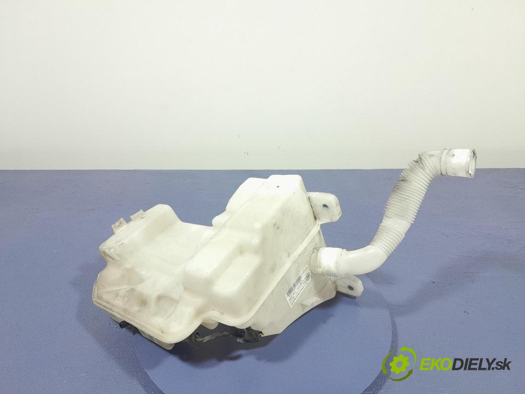 Skoda Octavia 2017 nádržka Podložka: 5Q0955449BE