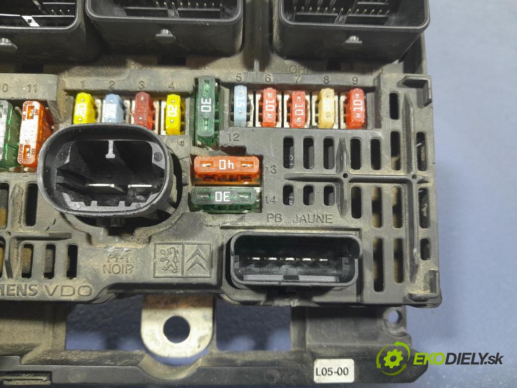 Citroen C8 2007 skrinka Poistky: 9661682880