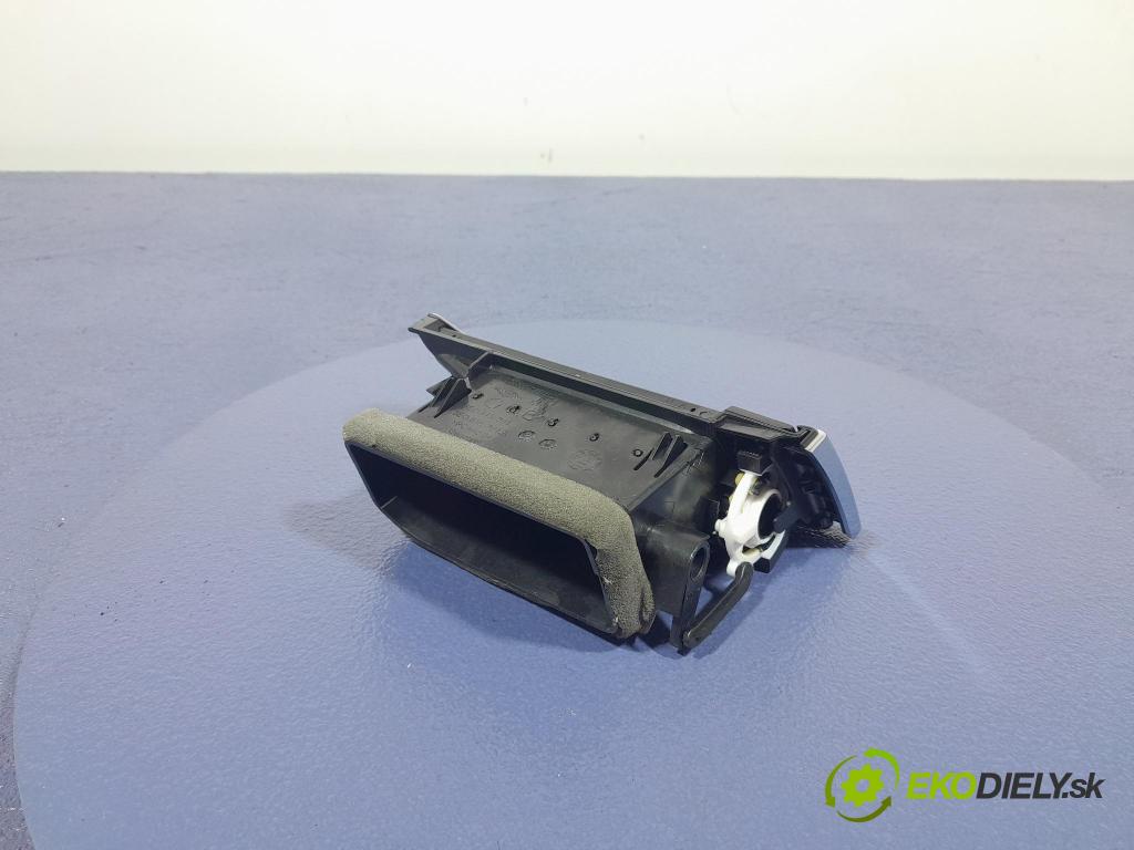 Skoda Octavia 2017 Mřížky Proud vzduchu Vzduch: 5E0819701C