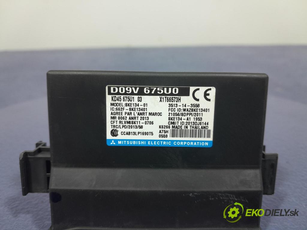 Mazda Cx-5 2017 řídící jednotka D09V 675U0