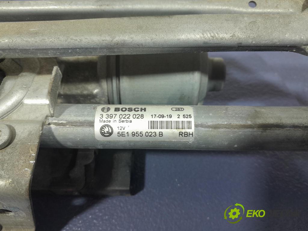 Skoda Octavia 2017 mechanismus motorek Stěrače: před 5E1955023B