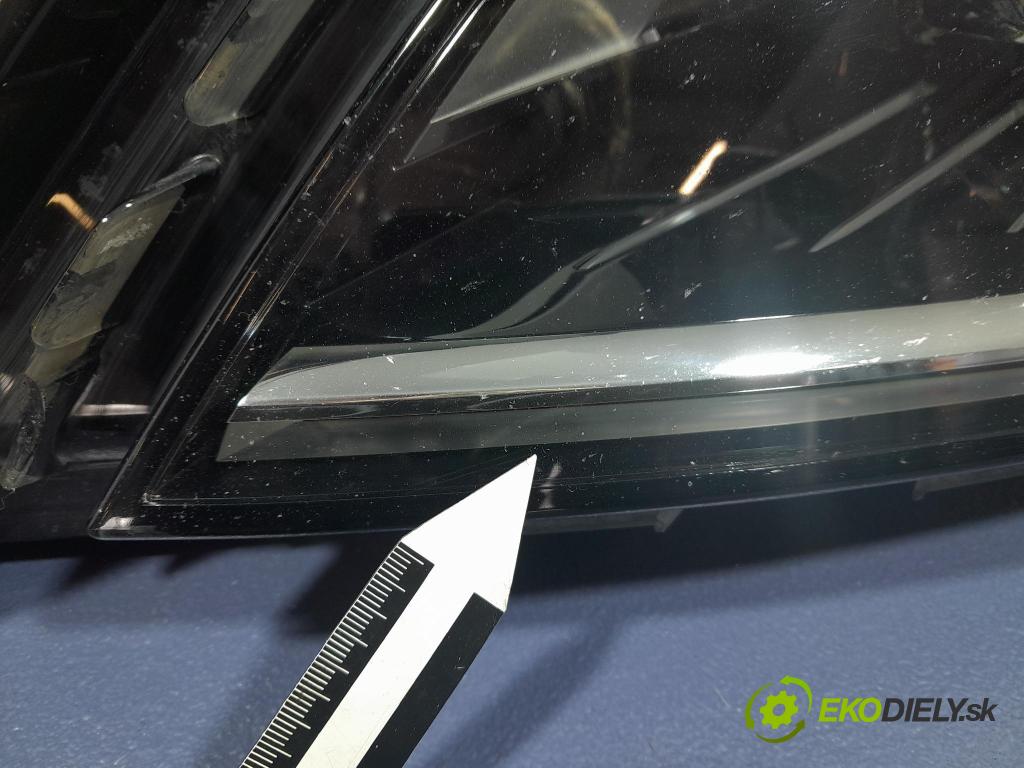 Skoda Octavia 2017 světlo Levý: 5E1941015D