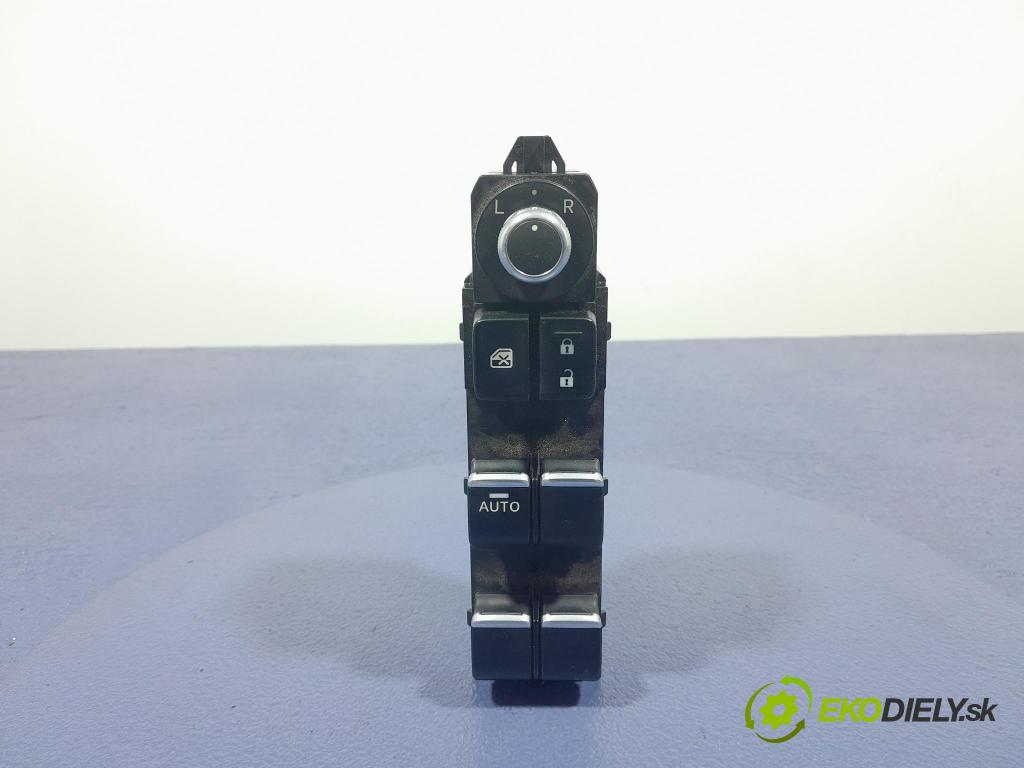 Mazda Cx-5 2017 Přepínač Sklenka: KC3C66350