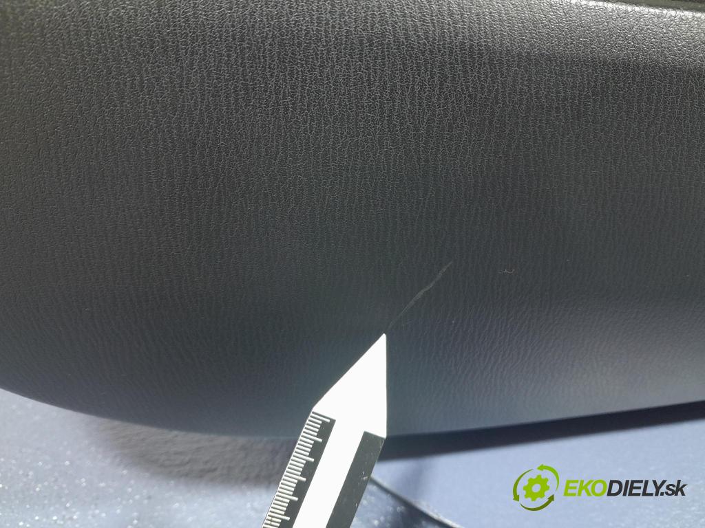 Mazda Cx-5 2017 Tapacír: dveře před levá