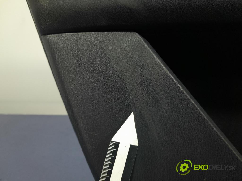 Mazda Cx-5 2017 Tapacír: dveře před levá