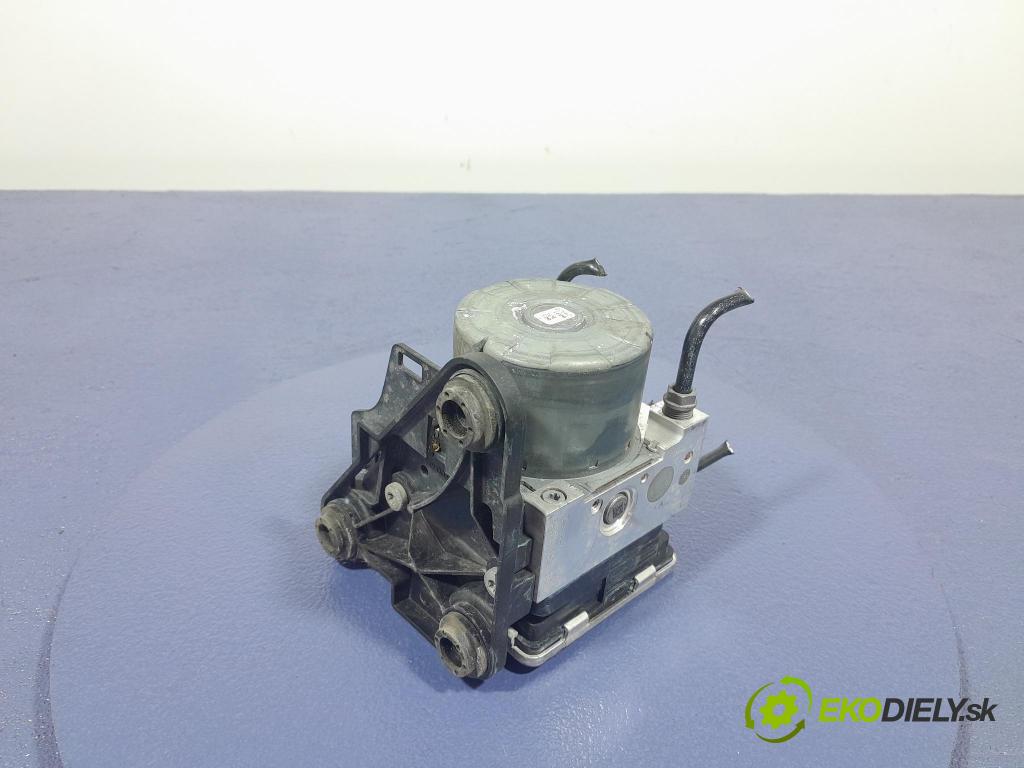 Skoda Octavia 2017 čerpadlo ABS x 5Q0614517CF