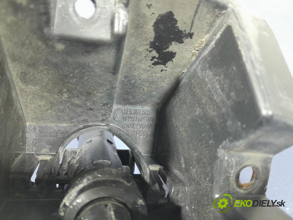 Skoda Octavia 2017 ostrekovač 5E0955965C