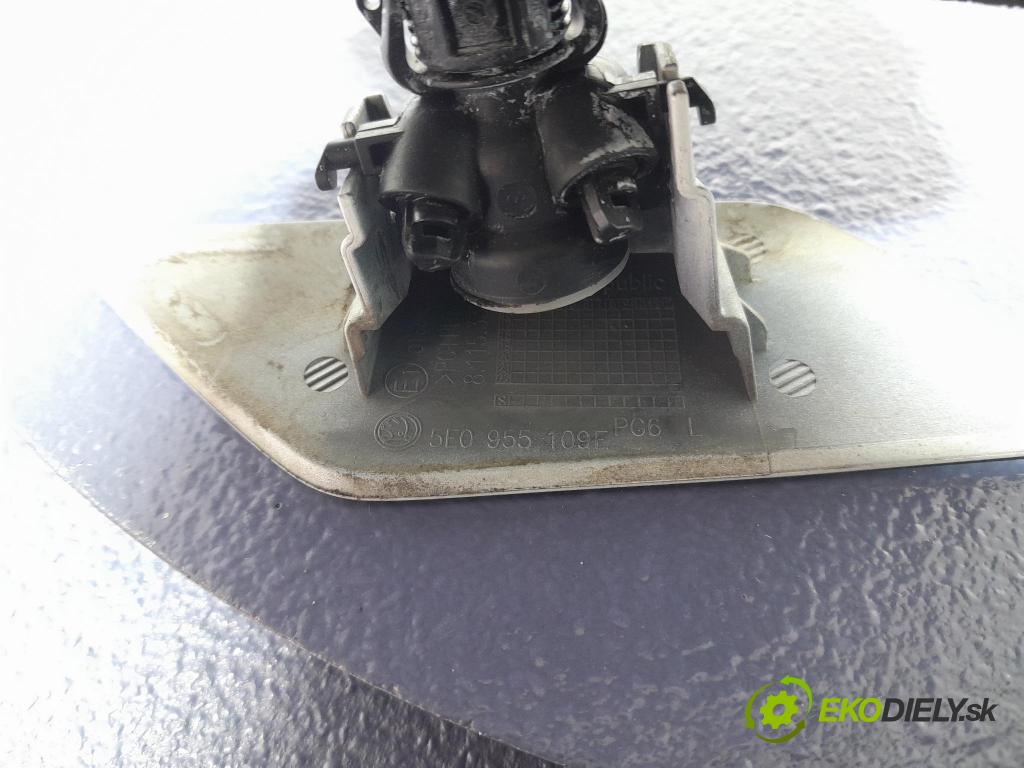 Skoda Octavia 2017 ostrekovač 5E0955965C