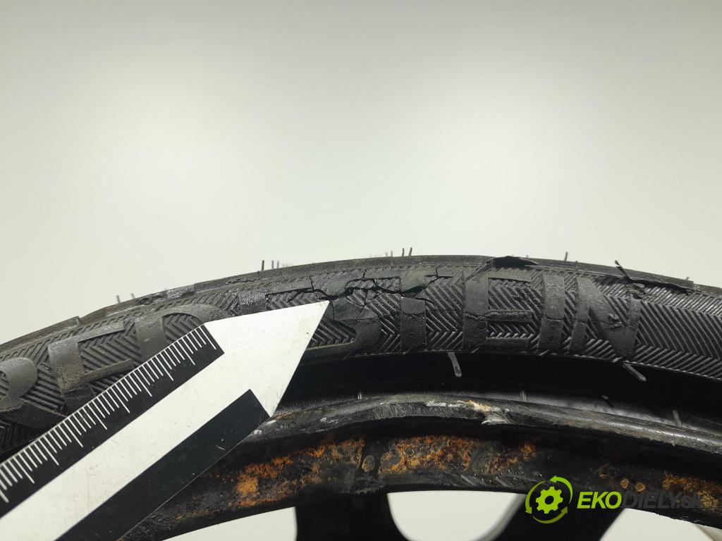 Vw Touareg 0 kolo Přístupné 4M0601025CM