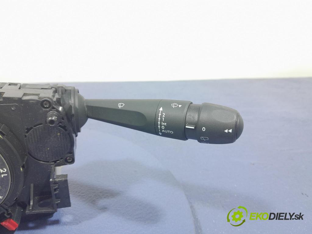 Peugeot 208 2016 Přepínač Komplex: 98081769ZD