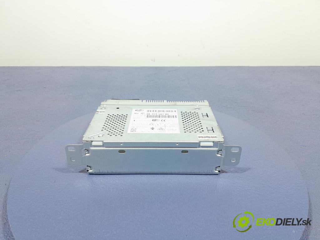 Peugeot 208 2016 Radio I Navigace: 9815356780