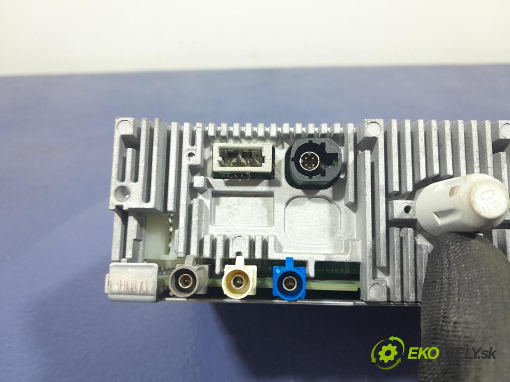 Peugeot 208 2016 Radio I Navigace: 9815356780