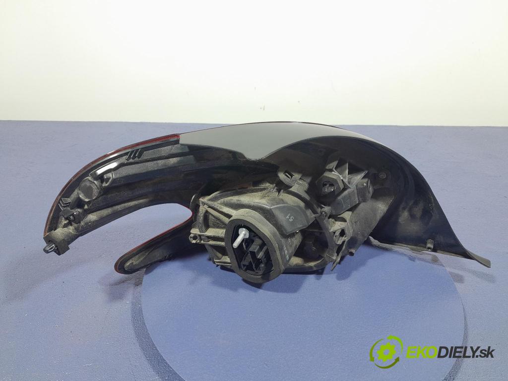 Peugeot 208 2016 světlo Zad: Práva: Mimo: 9810430580