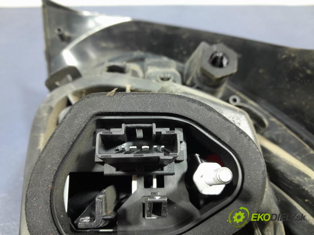 Peugeot 208 2016 světlo Zad: levá Mimo: 9810343080