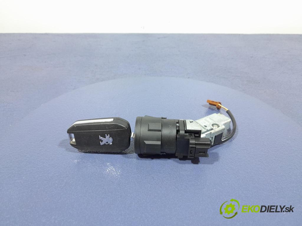 Peugeot 208 2016 Spínač zapalování. 9663123380