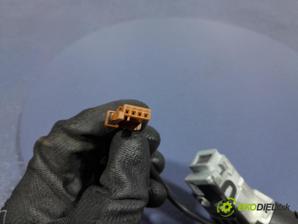 Peugeot 208 2016 Spínač zapalování. 9663123380