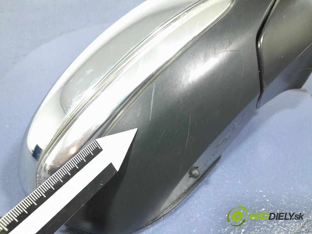 Peugeot 208 2016 zpětné zrcátko prave