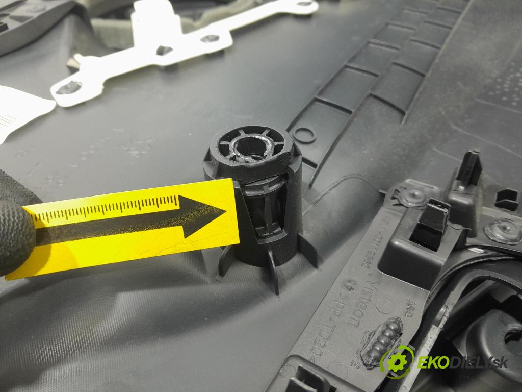 Peugeot 208 2016 sedačke: Soubor. 